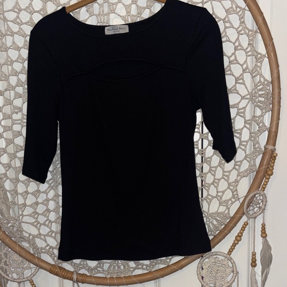 Michael Stars Tops - Michael Stars Black Cutout 3/4 sleeve Size Medium A00322